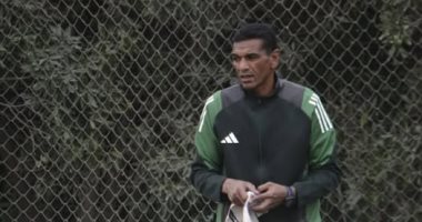 نائب رئيس الألومنيوم يعلن وفاة مدرب الحراس نور الزاكي ويكشف السبب