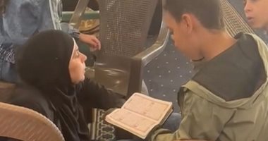 صاحبة فيديو أم تراجع لابنها بكواليس دولة التلاوة: هقدم له فى الموسم التانى