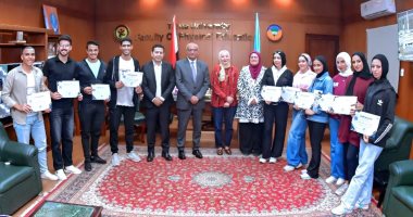 علوم الرياضة بطنطا تكرم طلابها المشاركين في دورة جودة التعليم بمبادرة بداية