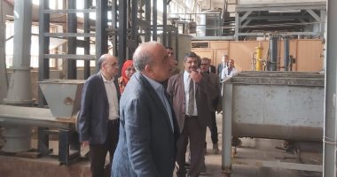 وزير الكهرباء يتفقد مجمع الوحدات التكنولوجية التابع للمواد النووية في أنشاص