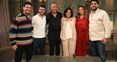 الليلة.. صناع مسلسل ولد وبنت وشايب فى ضيافة صاحبة السعادة على dmc