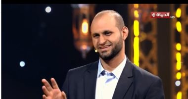 المتسابق أبو بكر جمعة: تمثيل دولة التلاوة شرف وأتمنى الفوز بعمرة