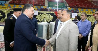 جولة لمحافظ الشرقية للاطمئنان على جاهزية لجان انتخابات مجلس النواب