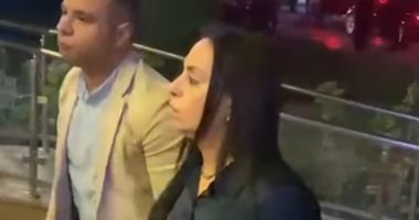 مايا مرسي تقدم واجب العزاء لوزير التموين في وفاة والدته