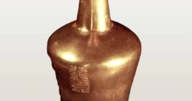 مقتنيات المتحف المصرى.. إناء زهرة اللوتس