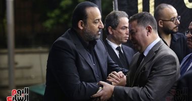 شخصيات عامة وسياسية بعزاء المخرج خالد شبانة بعمر مكرم .. صور