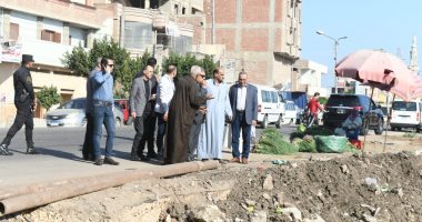 محافظ الدقهلية يتفقد أعمال إنشاء كوبري الطويلة فى طلخا ويشدد على سرعة التنفيذ