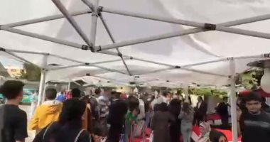 الناخبون يصوتون لمستقبلهم بمشاركة فعالة بالسيدة زينب