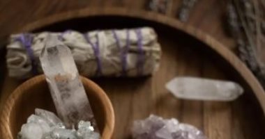 6 أحجار كريمة لتحسين الحالة المزاجية فى فصل الخريف.. تمنحك طاقة هادئة 