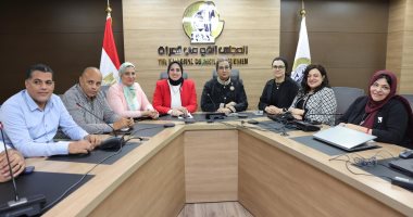 أمل عمار تتفقد غرفة متابعة انتخابات النواب بالمجلس القومى للمرأة