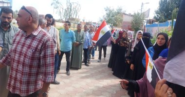 طوابير السيدات والرجال من كل الأعمار تتصدر المشهد الانتخابى بالشرقية