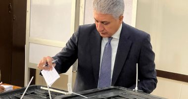 وزير السياحة يدلى بصوته فى انتخابات مجلس النواب 2025