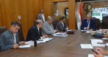 محافظ الغربية يتابع سير انتخابات النواب من مركز سيطرة الشبكة الوطنية للطوارئ