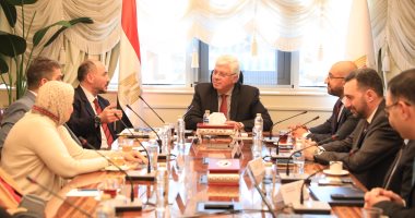 وزير التعليم: تأهيل شباب الأطباء على التشخيص المبكر للأمراض النادرة للأطفال