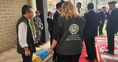 متابعون من جامعة الدول العربية يتفقدون اللجان الانتخابية في الإسماعيلية