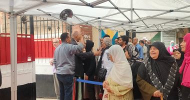طوابير أمام لجان انتخابات مجلس النواب فى السيدة زينب
