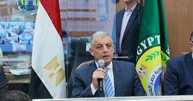 محافظ الإسماعيلية يتابع تنفيذ خطة الجهاز التنفيذى بالمحافظة 