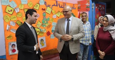 محافظ القليوبية يتفقد لجان طوخ فى الفترة المسائية.. ويؤكد انتظام سير الانتخابات