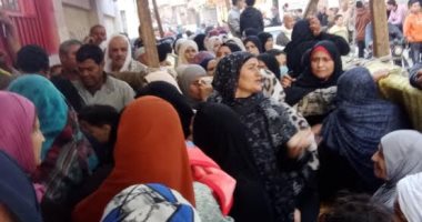 السيدات يتوافدن بكثافة فى الساعات الأخيرة بلجان محافظة الشرقية