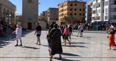 مسجد الميناء الكبير بالغردقة قبلة زوار العالم