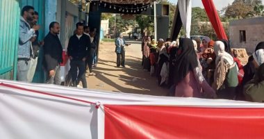 مشاركة نسائية فعالة فى انتخابات مجلس النواب بلجان التبين