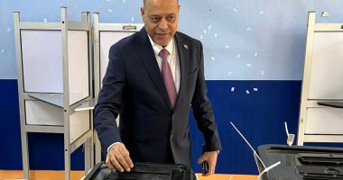 وزير العمل يدلى بصوته فى انتخابات مجلس النواب 2025