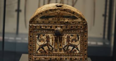 أول قطعة أخرجها هوارد كارتر من مقبرة الملك توت عنخ آمون.. فيديو