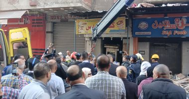 النيابة تعاين عقار كرموز المنهار بالإسكندرية وتطلع على القرارات الصادرة بشأنه