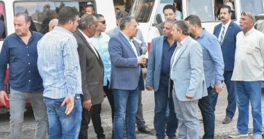 محافظ الشرقية يتفقد أعمال الرصف والتطوير الجارية بشارع سعد زغلول