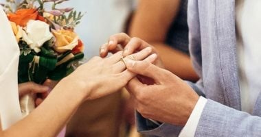 رئيس صندوق المأذونين الشرعيين لـ اليوم السابع: حالات الزواج زادت خلال عام 2025.. المراهنات الإلكترونية من أسباب الطلاق.. المؤخر وصل لـ2 مليون جنيه.. وهذه الطريقة للتأكد من هوية المأذون والعريس