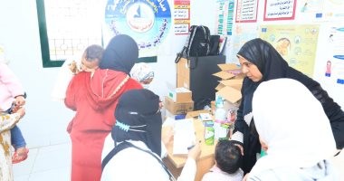 الكشف على 1427 حالة بقافلة طبية مجانية لجامعة كفر الشيخ بقرية الورق