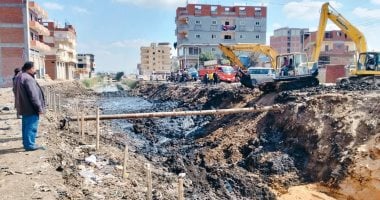 مشروعات خدمية بكافة المدن والمراكز.. محافظة الغربية تسابق الزمن للانتهاء من أعمال تغطية مصرف الزهار بقطور لتطوير البنية التحتية وتحسين جودة الحياة.. وخطة متكاملة للقضاء علي مصادر التلوث وتحقيق نقلة حضارية