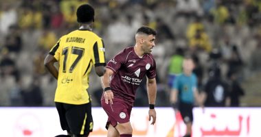 الاتحاد ضد الشباب.. العميد يتقدم 2-1 فى الشوط الأول (فيديو)