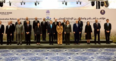 محافظ أسوان يشارك فى مؤتمر برنامج التنمية المحلية 