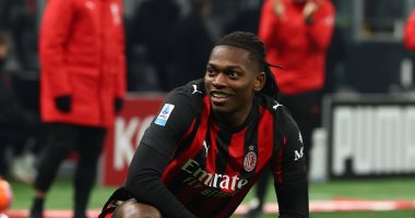 ميلان يفوز على لاتسيو 1-0 ويتصدر ترتيب الدورى الإيطالى مؤقتا.. فيديو