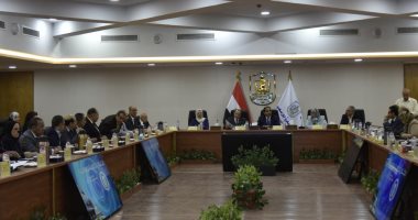 محافظ بورسعيد يشيد بدور الجامعة وتنفيذها للمبادرة الرئاسية لرفع اللياقة البدنية للطلاب