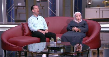 الحاجة شادية تروى قصة كفاحها في تربية 5 أبناء مكفوفين بـ"واحد من الناس"