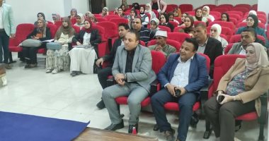 علوم ذوي الاحتياجات الخاصة ببنى سويف تعقد أولى ورش أنواع الأوراق العلمية