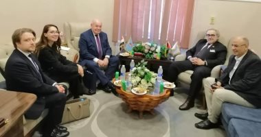 نقيب كتاب مصر يستقبل وزير الثقافة الروسى الأسبق