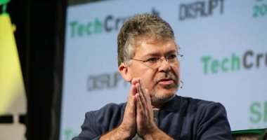 أبل تستعين بمسؤول من جوجل كنائب رئيس جديد للذكاء الاصطناعى