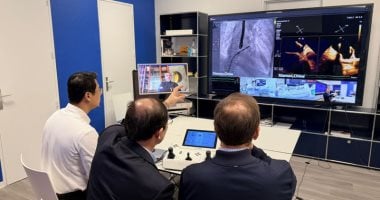 المريض فى الصين والجراح بفرنسا.. أول جراحة قلب روبوتية عبر الحدود.. فيديو