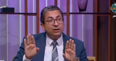 إزاي نعلّم الطفل إن جسمه خط أحمر؟.. أستاذ طب نفسي يجيب