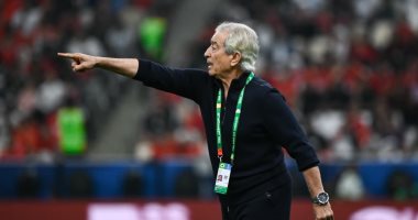 حلمي طولان يدرس الدفع بمروان حمدى في هجوم المنتخب على حساب محمد شريف