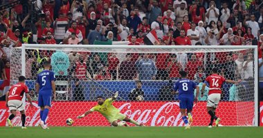 عمرو السولية يهدر ركلة جزاء لمنتخب مصر أمام الكويت بكأس العرب