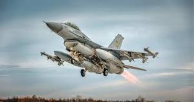 مقاتلات أمريكية تعترض طائرة حلقت فوق مارالاجو خلال تواجد ترامب.. تفاصيل