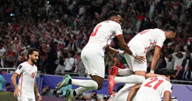 مجموعة مصر.. الأردن يضرب الإمارات بهدف على علوان في شوط أول نارى