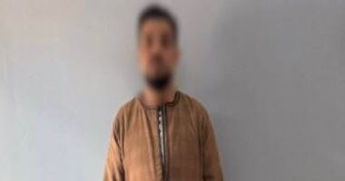 الداخلية تضبط شخصا يوزع أموالا بمحيط لجان فى جهينة سوهاج