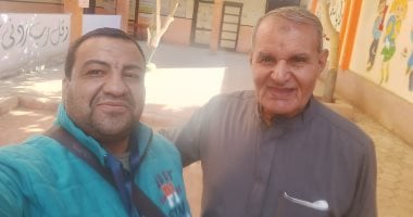 مسن داخل لجنة بسوهاج: حضرت للإدلاء بصوتى "عشان صوتى أمانة"