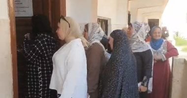 سيدات البحيرة يقبلن على الإدلاء بأصواتهن فى انتخابات مجلس النواب..فيديو