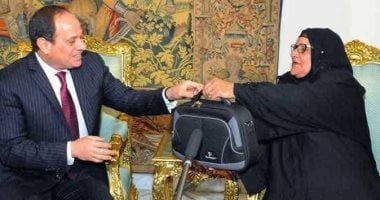 تبرعت بثروتها وذهبها للدولة